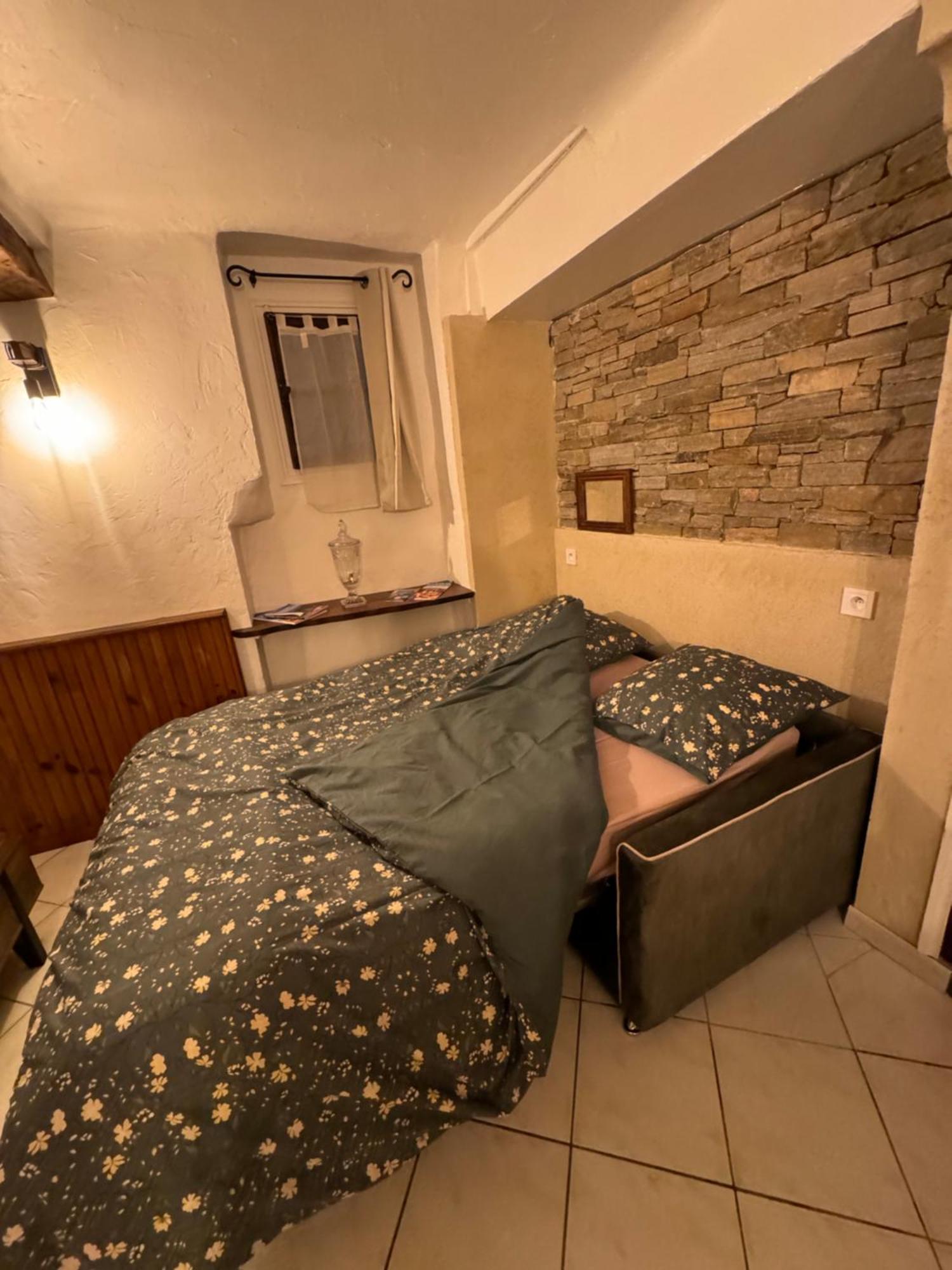 Апартаменты Chez Kay Рокбрюн-сюр-Аржан Экстерьер фото