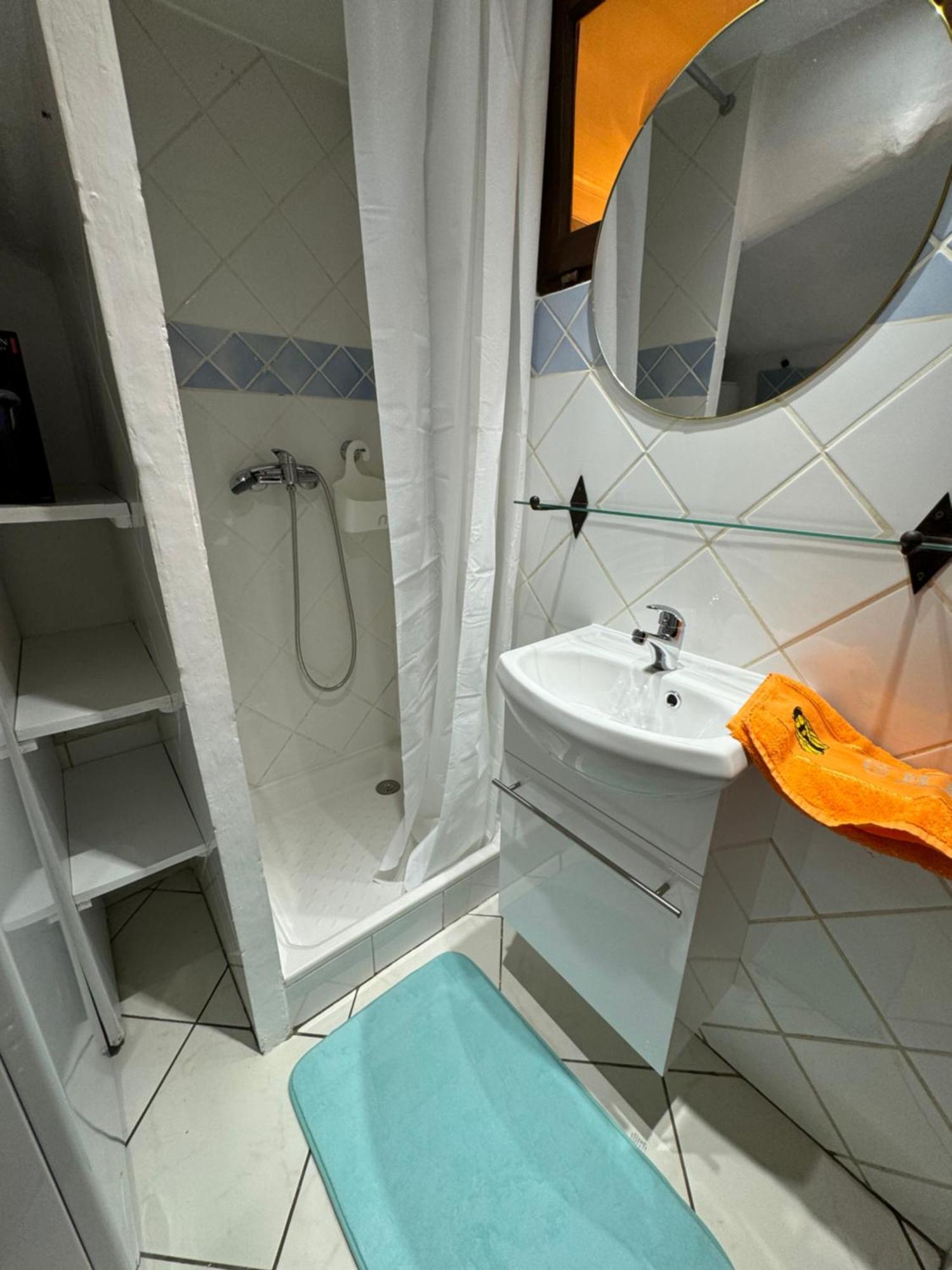 Апартаменты Chez Kay Рокбрюн-сюр-Аржан Экстерьер фото
